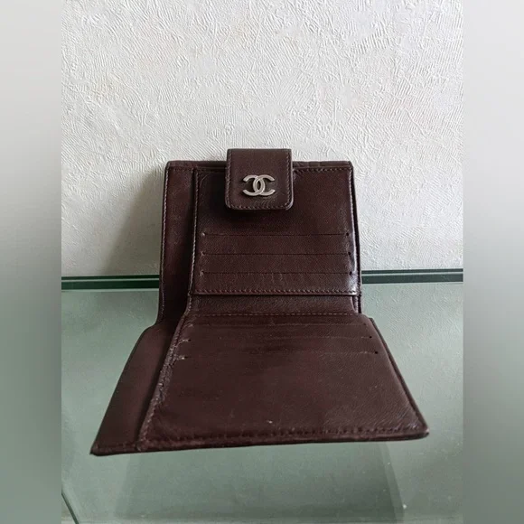 Chanel Wallet - Picture 4 of 11